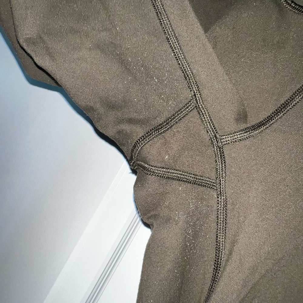 Lululemon Align Leggings - Dark Olive - Size 2 - Picture 5 of 5